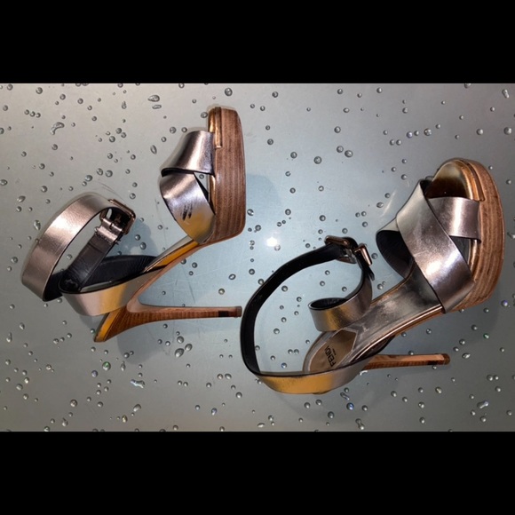 FENDI Leather Platform Ankle Wrap Stilettos Sz 37 - Picture 4 of 13